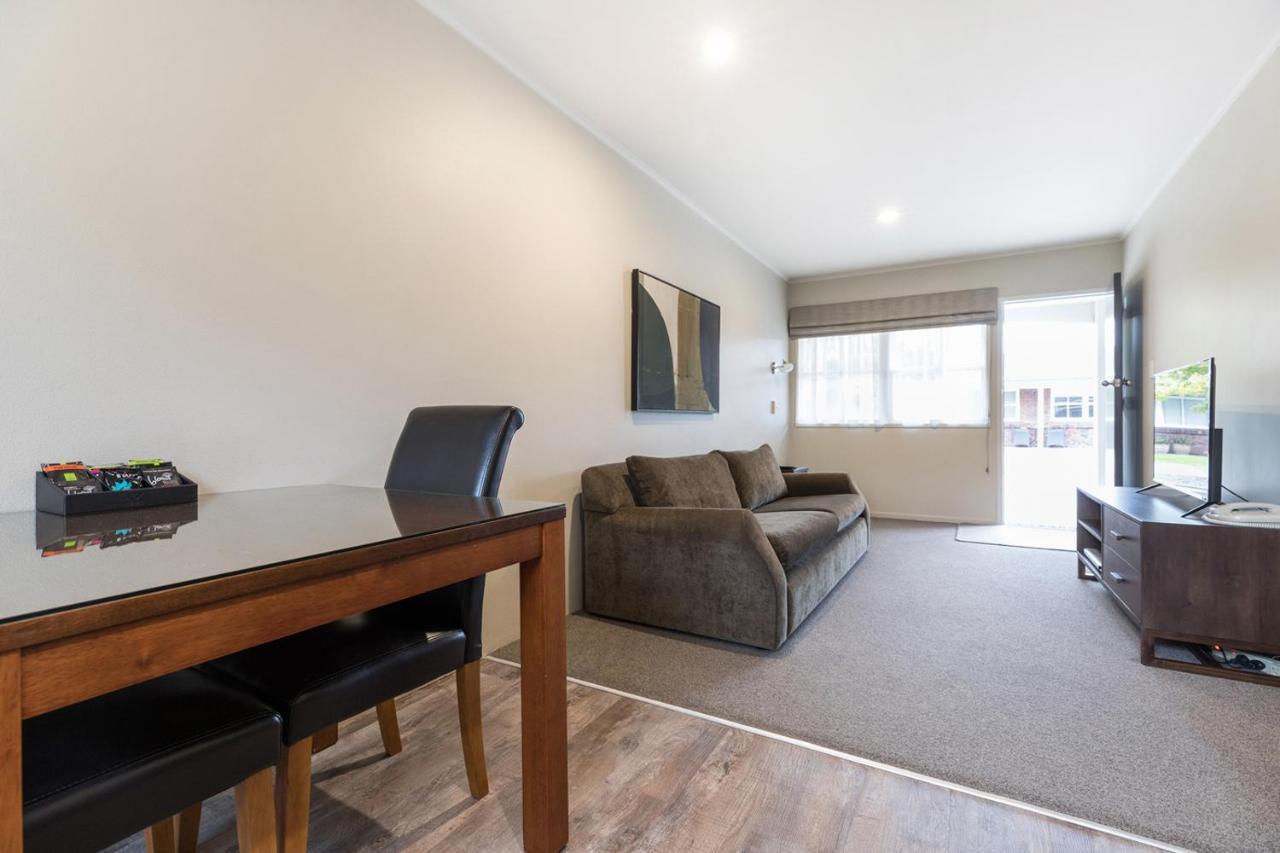 Colonial Court Motor Inn Tauranga Eksteriør billede